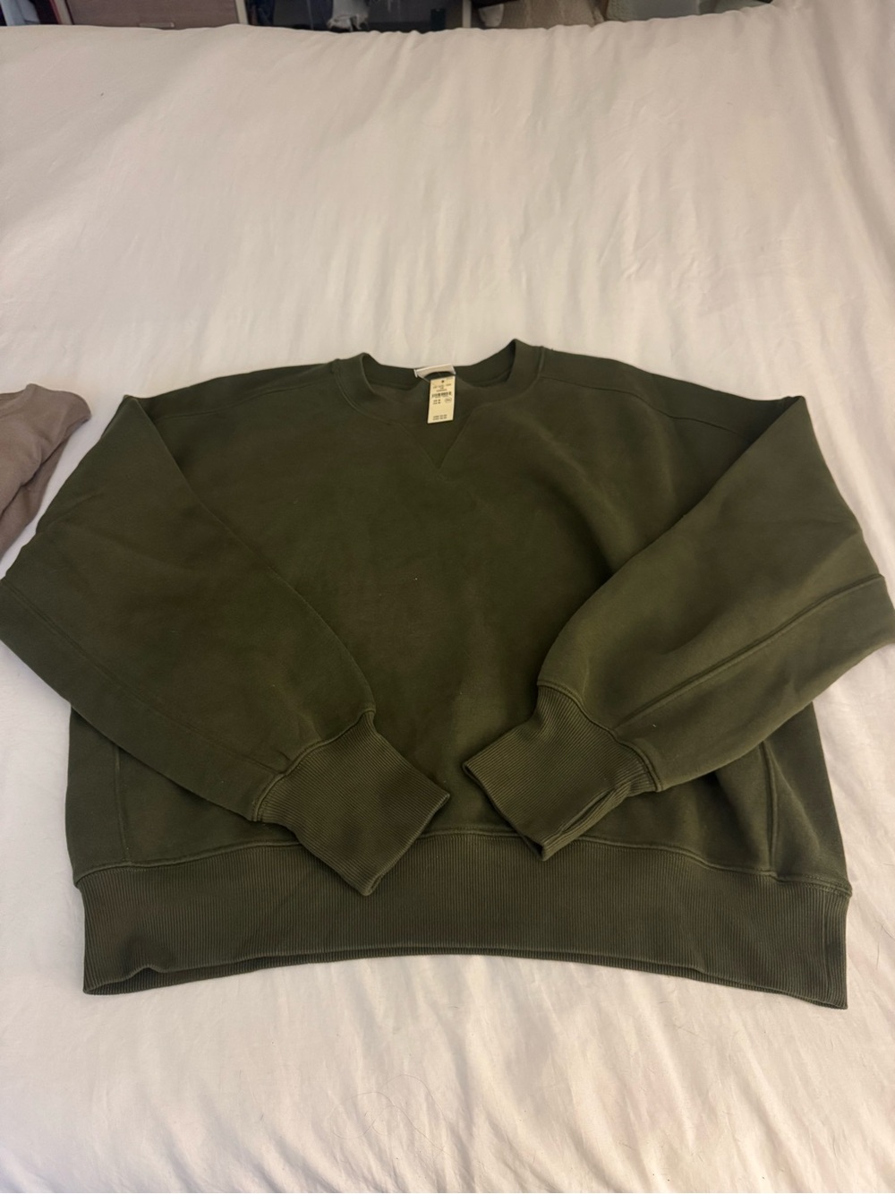 🌊aerie Olive Green Crewneck Sweater